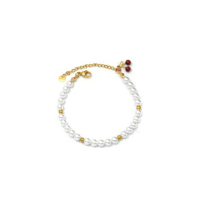 The thoughts hidden in the cuffs, cherry pearl bracelet, fashion bracelet